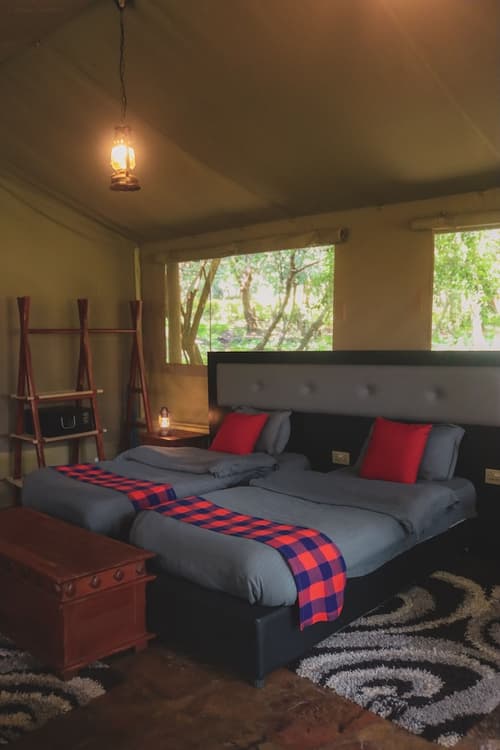 Drunken Elephant Mara, Room