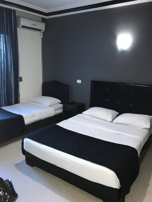 Hôtel Le Calife, Room