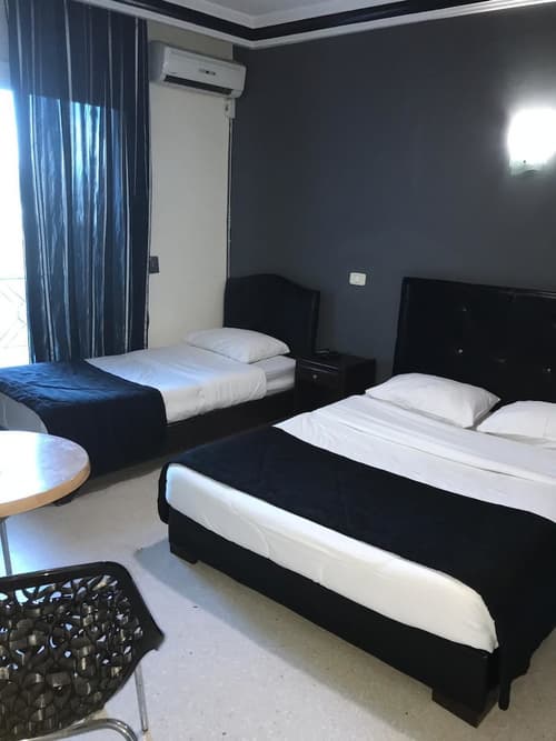 Hôtel Le Calife, Room