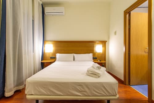 Negresco Gran Vía, Room