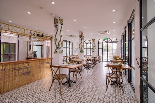 Lanna Oriental Hotel