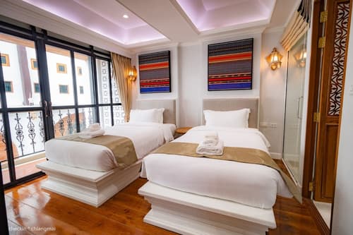 Lanna Oriental Hotel, Room
