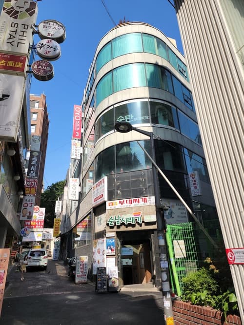 OYO Hostel Myeongdong 3, Exterior