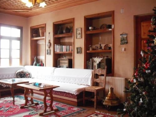 Hotel Kalemi, Lobby sitting area