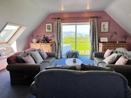 Harbour House, Interior