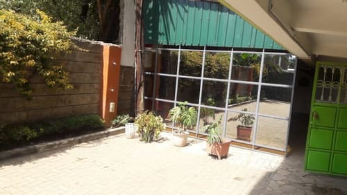 Marlin Guest Resort, Property entrance