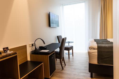 Hotel South Coast, Room