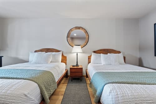 Duck Creek Village Inn, Room