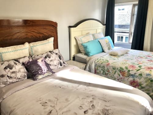 The Sunshine House, Room