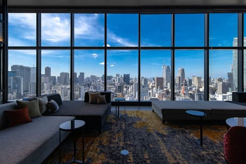 The Blossom Hibiya, Lobby sitting area