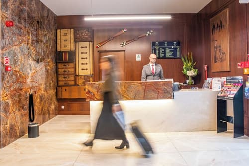 VIP Executive Picoas Hotel, Reception