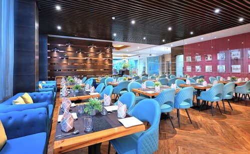 Golden Tulip Agra, Restaurant