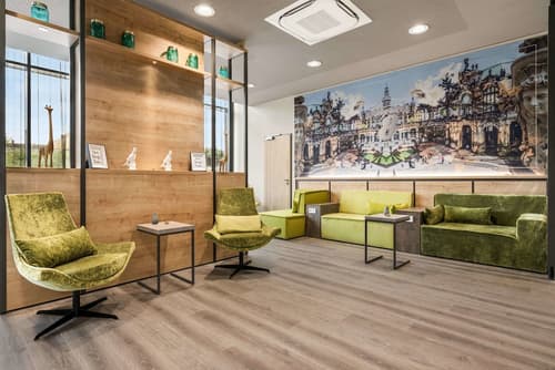 Super 8 by Wyndham Dresden, Lobby