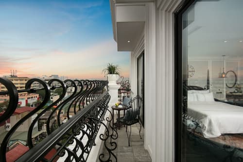 Canary Hanoi Hotel, View from room