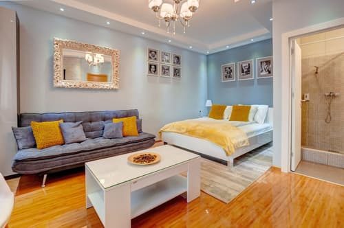 Garden40, Primary image