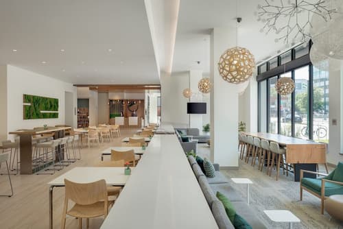 Element Denver Downtown East, Lobby