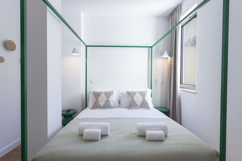 Alameda Exclusive House