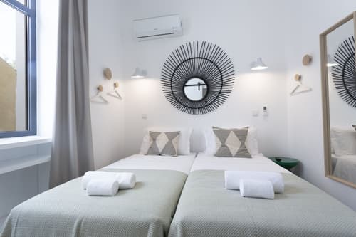 Alameda Exclusive House