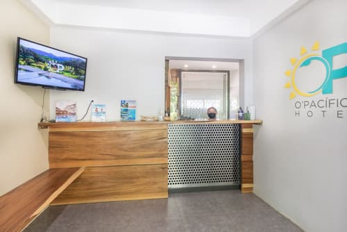 OPacifico Hotel Boutique, Reception