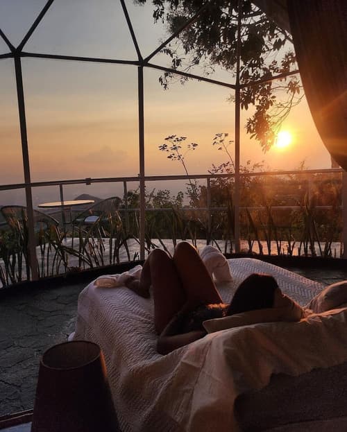 El Mirador, Terrace/patio