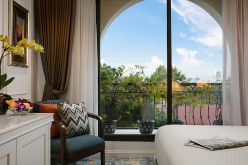 The Oriental Jade Hotel