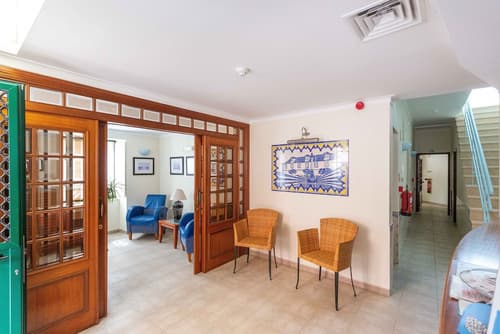 Villa Marquez, Reception