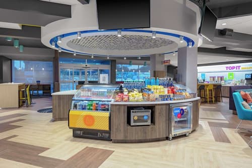 Tru By Hilton Cleveland Midtown, Lobby