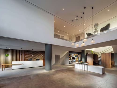 Clarion Hotel Vienna South