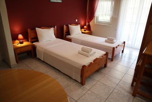 Delphin Rooms Sivota