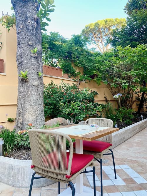 Sourire Hotel, Breakfast area