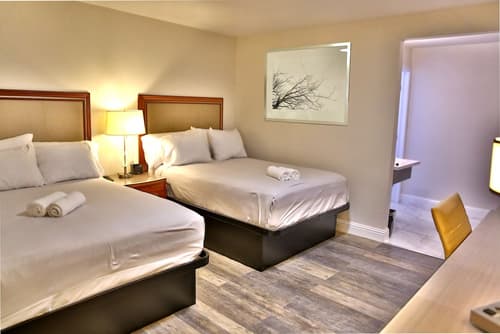 Travelodge by Wyndham Crescent City, Room