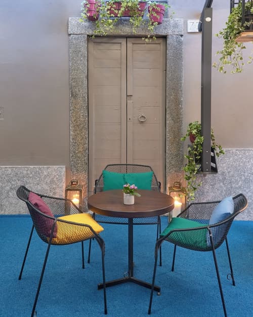 73 Boutique Hotel, Bar (on property)