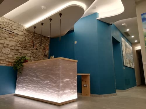 73 Boutique Hotel, Reception