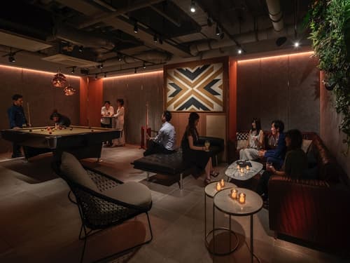 The Lively Osaka Honmachi, Lobby