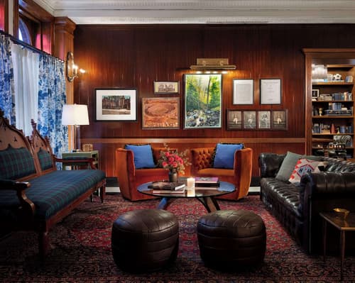 Graduate by Hilton New Haven, Lobby