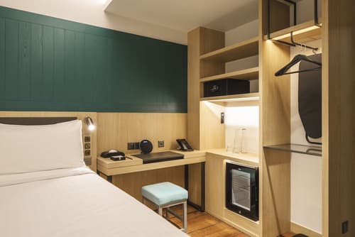 KéSa House by The Unlimited Collection managed by The Ascott Limited, Room