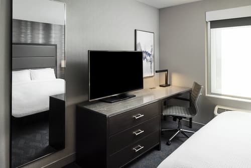 Fairfield Inn & Suites by Marriott Boston Logan Airport/Chelsea, Room