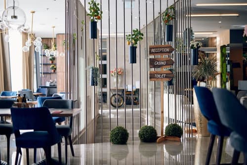 Hotel Paris, Lobby lounge