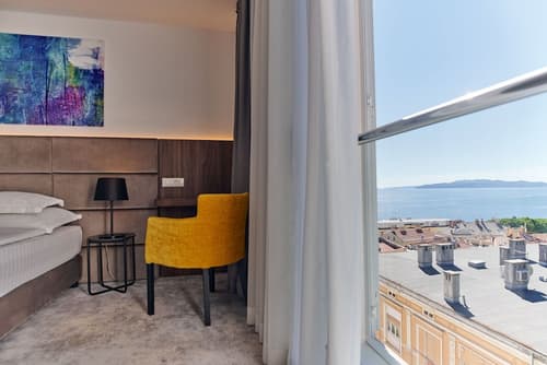 Hotel Paris, View from room