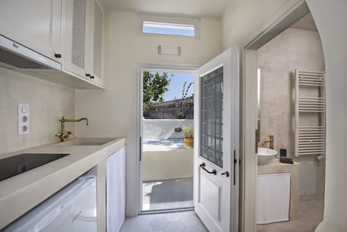 Dimael Mansion, Private kitchen