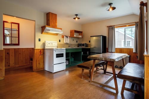 Pine Bungalows, Private kitchen