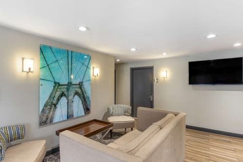 Best Western Brooklyn-Coney Island Inn, Lobby