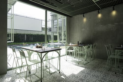 Samsen Street Hotel, Restaurant