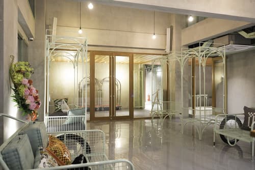 Samsen Street Hotel, Lobby