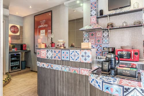 Santamaggiore Inn, Lobby lounge