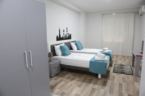 Hotel New York Kamez