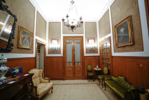 La Casa di Marcello, Interior entrance