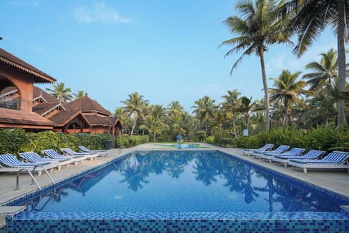 Lakesong Kumarakom, Pool