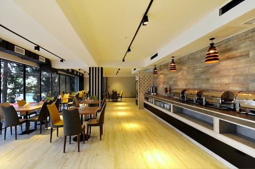 Jazz Hotel, Breakfast buffet