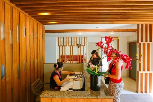 Lanna Thaphae Hotel, Lobby